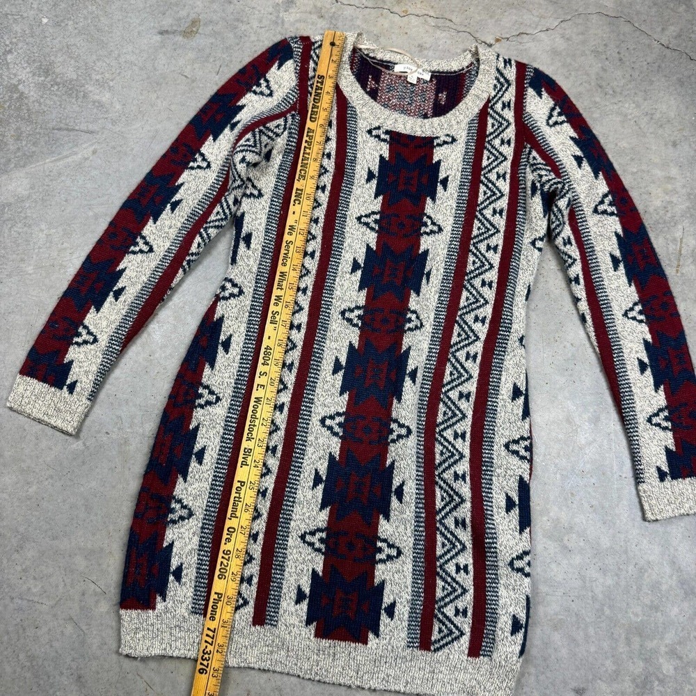 Pink Rose Multicolor Patterned Sweater - Picture 6 of 9